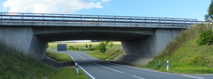 Neubau von Brückenbauwerken im Zuge der Verlegung der B8 bei Biebelried